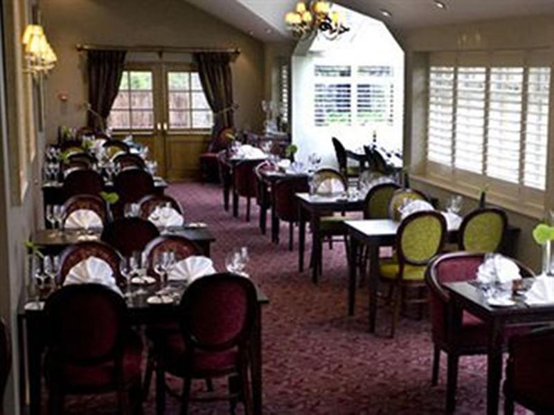 Red Hall Hotel Walmersley Extérieur photo
